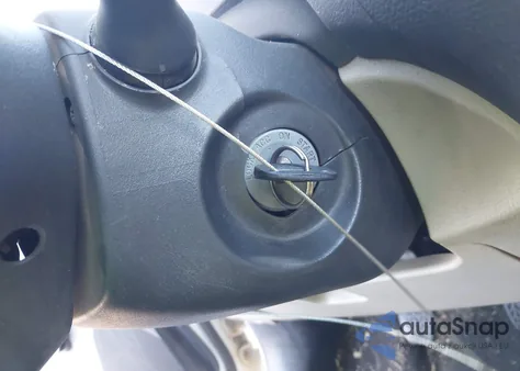 2007 Toyota Yaris из США, поврежденный, VIN JTDBT923071019650